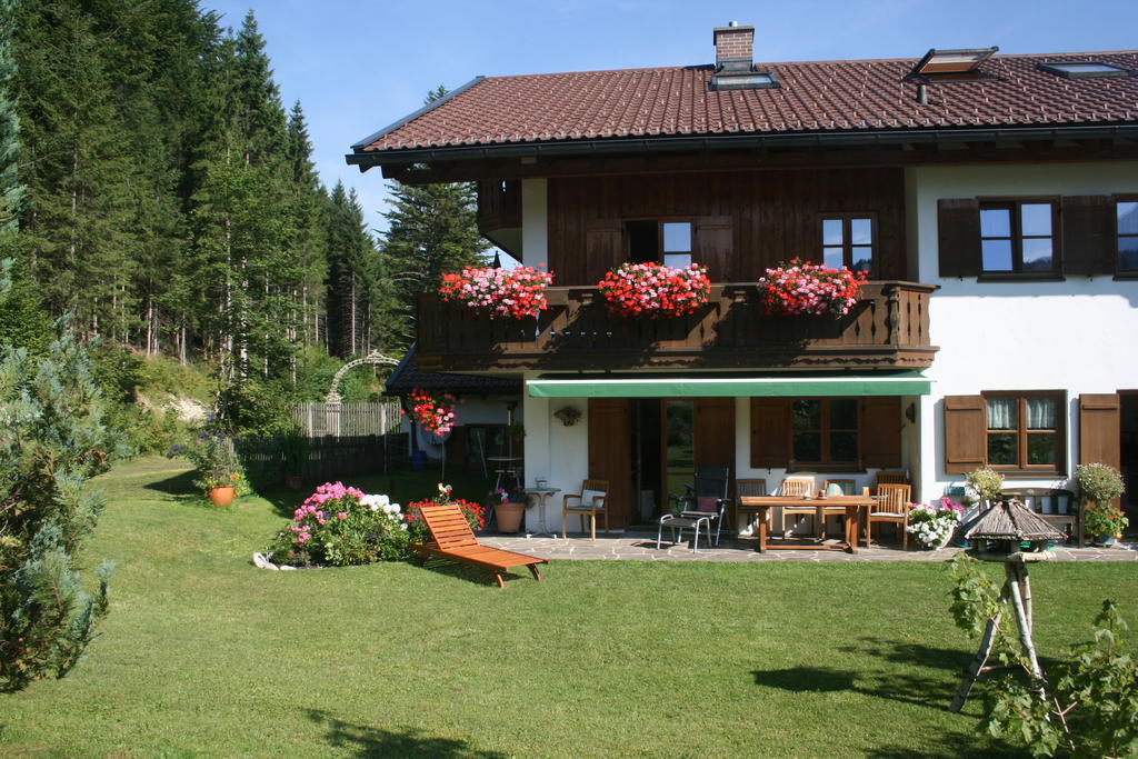 Ferienhaus Am Roemerweg Klais Εξωτερικό φωτογραφία