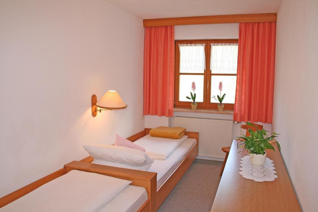 Ferienhaus Am Roemerweg Klais Δωμάτιο φωτογραφία